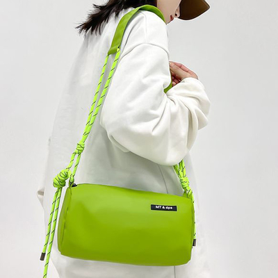 Αδιάβροχη τσάντα Crossbody ουδέτερη και ευέλικτη ιδανική για δώρα επετείου εργαζομένων