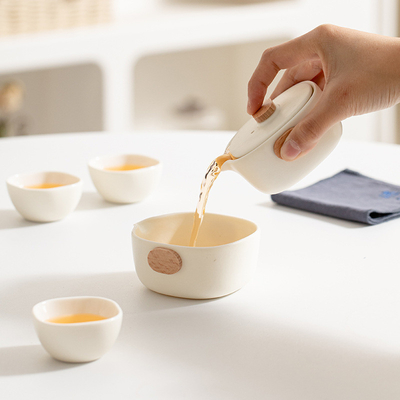 Δραστηριώδη Δώρα Τσαγιού Ark Express Cup Tea Set με μία κατσαρόλα και τρεις φλιτζάνια φορητή τσάντα