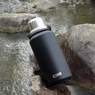 1 Χρωματική γραφική εκτύπωση Little Chubby Dun King Kong Thermos Cup για την περίσταση του Πάσχα